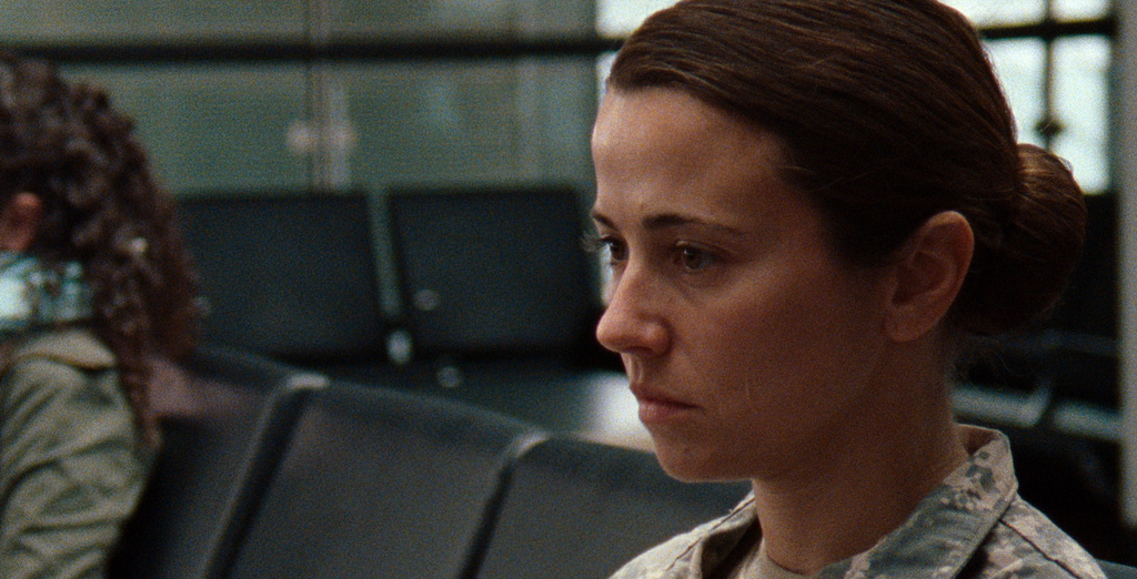 Linda Cardellini in "Return"
