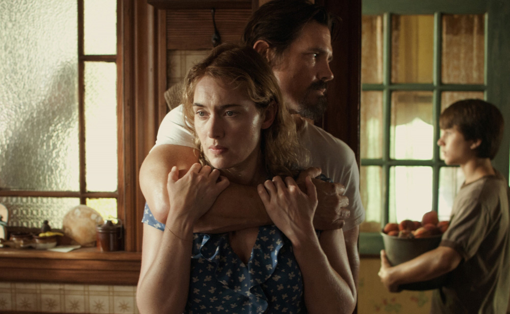 Kate Winslet, Josh Brolin and Gattlin Griffith in "Labor Day"