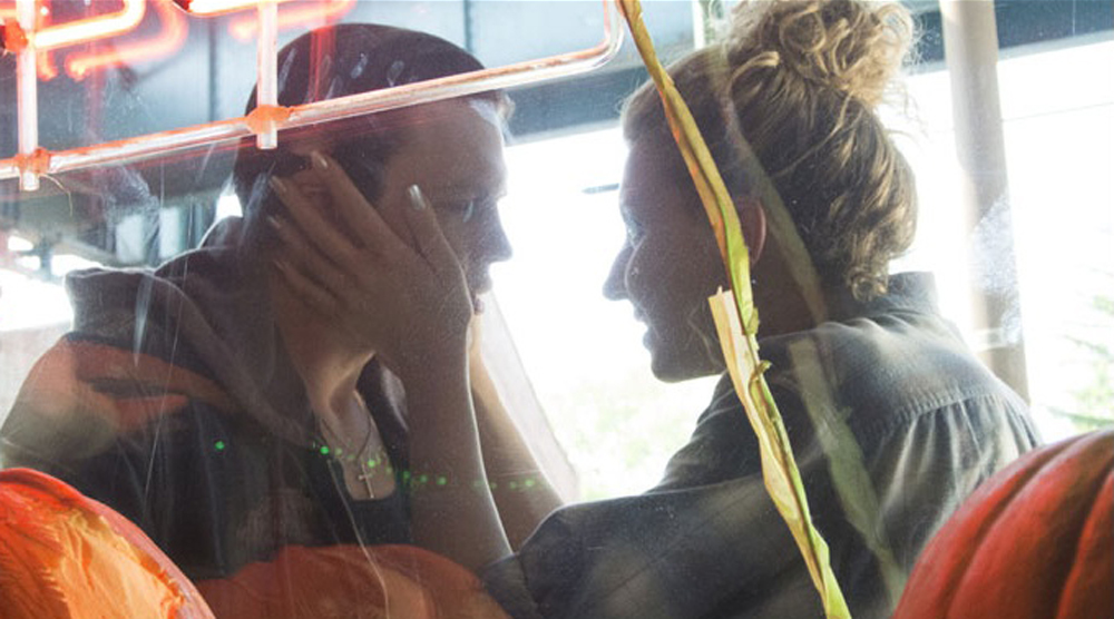 Michael Pitt and Nina Arianda in "Rob the Mob"