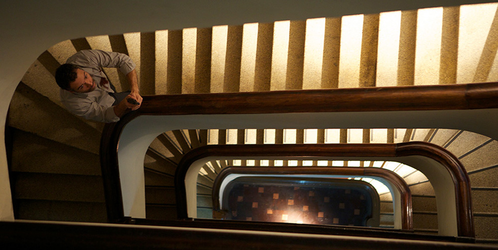 Salvador del Solar in "The Vanished Elephant"