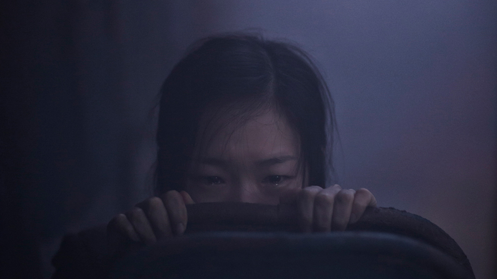 Han Ye-ri in Shim Sung Bo's "Haemoo"