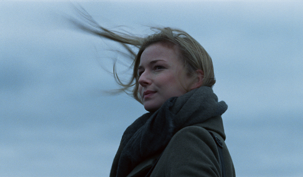 Emily VanCamp in "Boundaries"