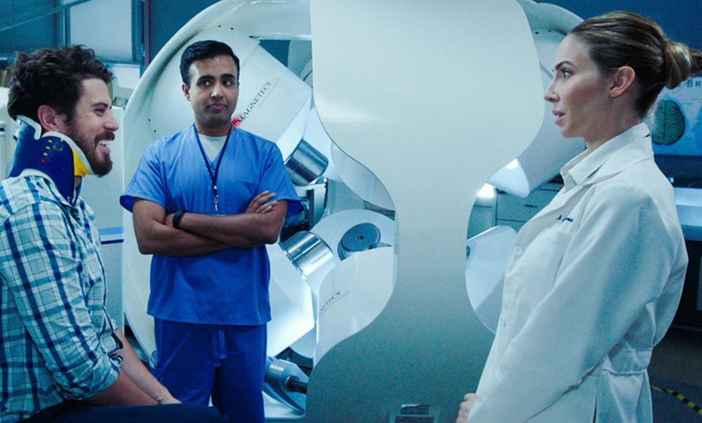 Toby Kebbell and Whitney Cummings in "The Female Brain"