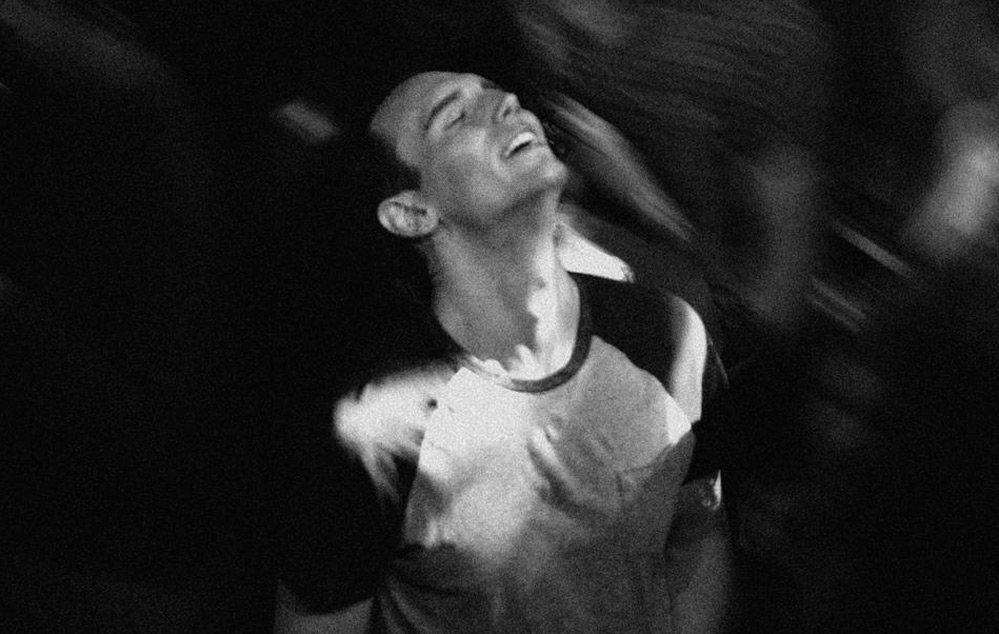 Cory Michael Smith in "1985"