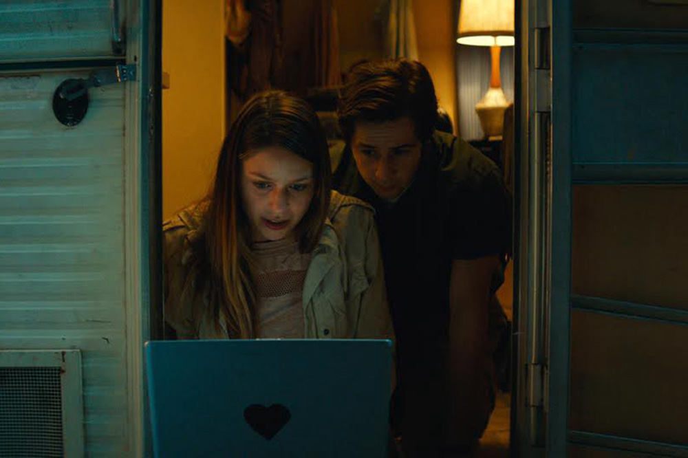 Melissa Benoist and Michael Angarano in "Sun Dogs"