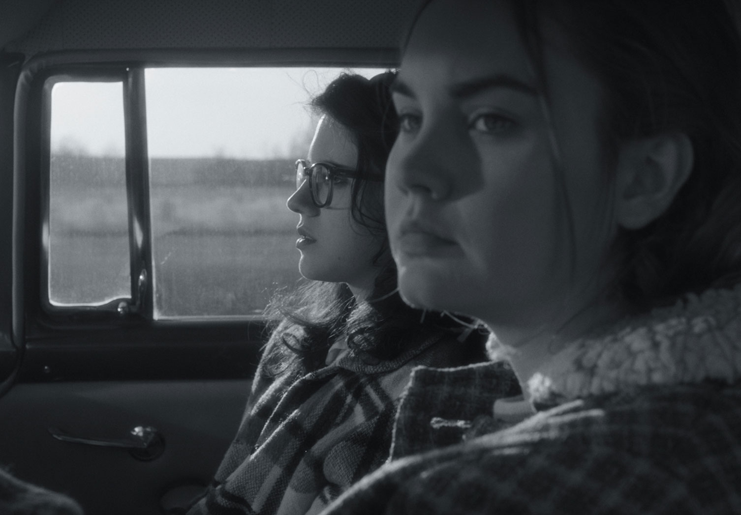 Liana Liberato and Kara Hayward in "To The Stars"