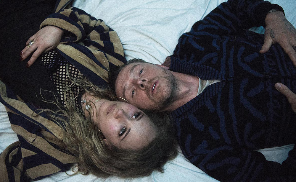 Juno Temple and Simon Pegg in "Lost Transmissions"