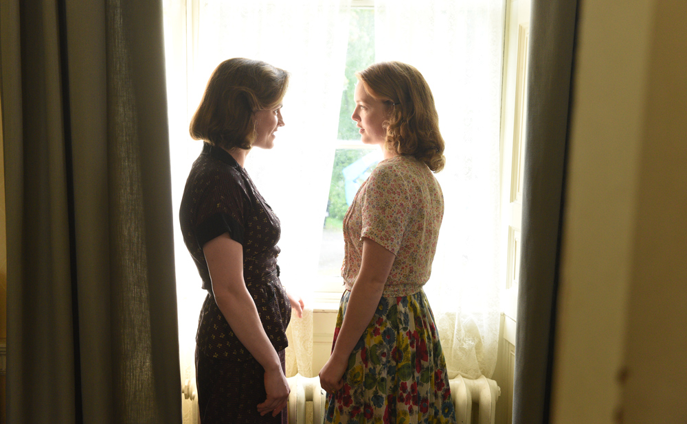 Anna Paquin and Annabel Jankel in "Tell It to the Bees"